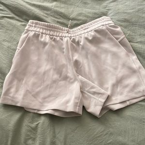 NWOT Lululemon Softstreme Shorts